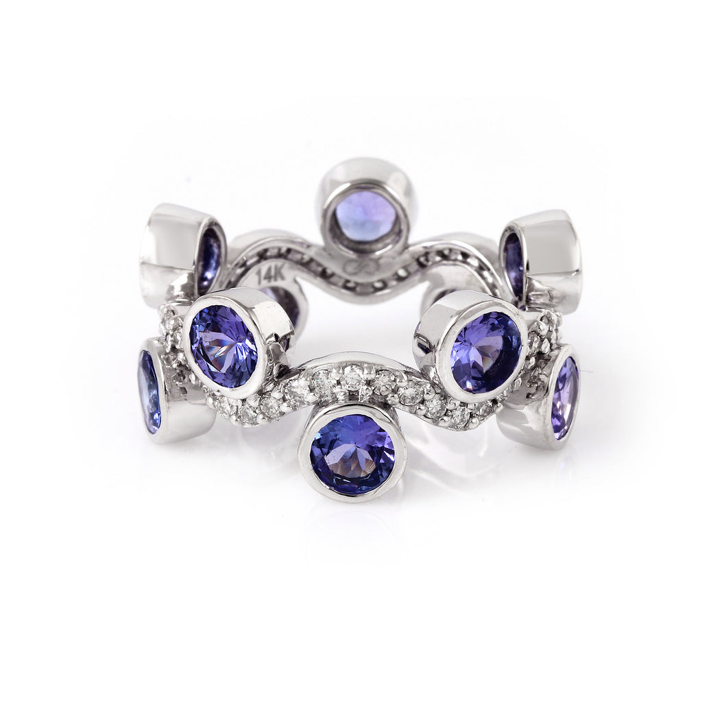 Round Tanzanite Fancy Band In 14K Gold With Pave Diamonds